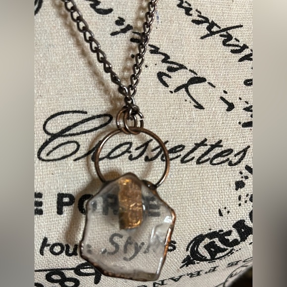 VINTAGE Fossilized clear crystal &Amethyst with copper. - Picture 5 of 9